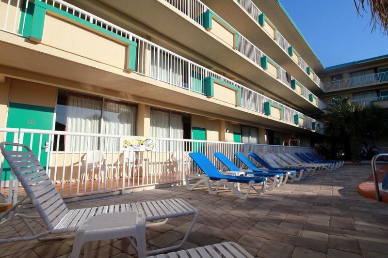 Magnuson Hotel Clearwater Beach Extérieur photo