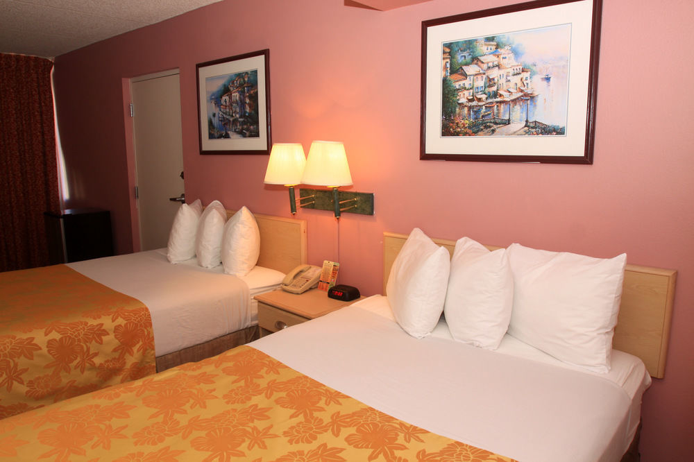 Magnuson Hotel Clearwater Beach Extérieur photo